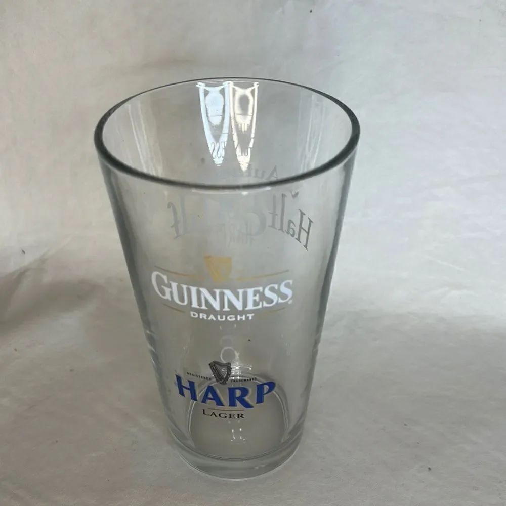 Guinness Drought Harp Lager Beer Glass 16 Oz The Authentic Half & Half Gold Blue